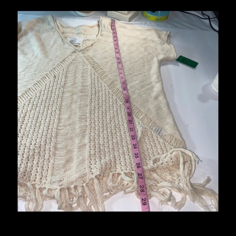 ✨ Sloane Rouge for Anthropologie Boho Fringe Top – Effortless Festival Vibes 🤍🌿✨ - Picture 9 of 12